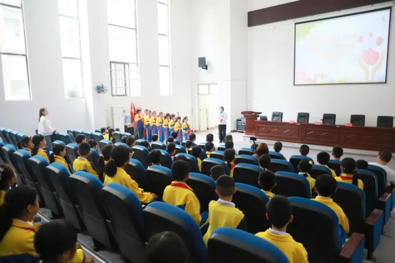 春暉心行·微愛傳遞|中偉銅仁、開陽產業基地開展愛心助學活動