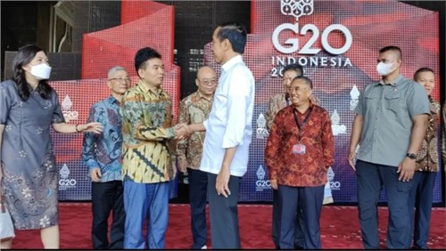 中偉股份董事長鄧偉明出席B20峰會丨受到印尼總統接見，取得豐碩成果